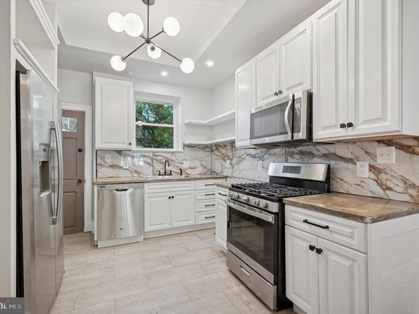 4933 N 10TH Street, Philadelphia PA 19141