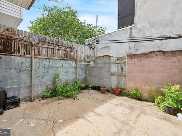 2024 Mifflin Street, Philadelphia PA 19145