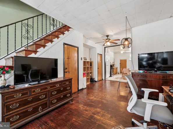 2024 Mifflin Street, Philadelphia PA 19145