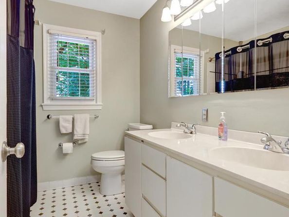 509 Kramer Drive SE, Vienna VA 22180