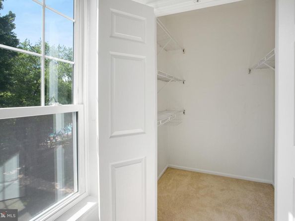 1530 Spring Gate Drive 9308, Mclean VA 22102