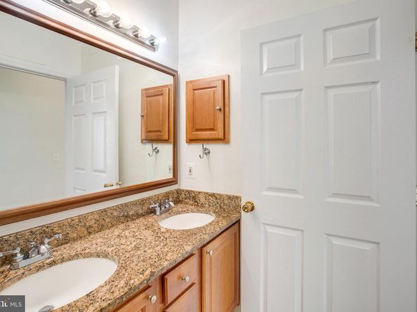 1530 Spring Gate Drive 9308, Mclean VA 22102