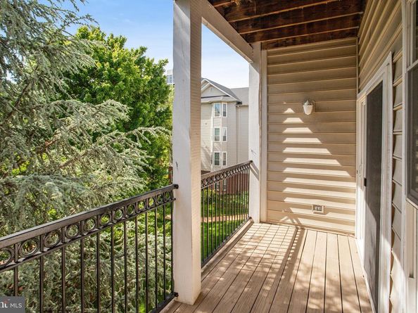 1530 Spring Gate Drive 9308, Mclean VA 22102