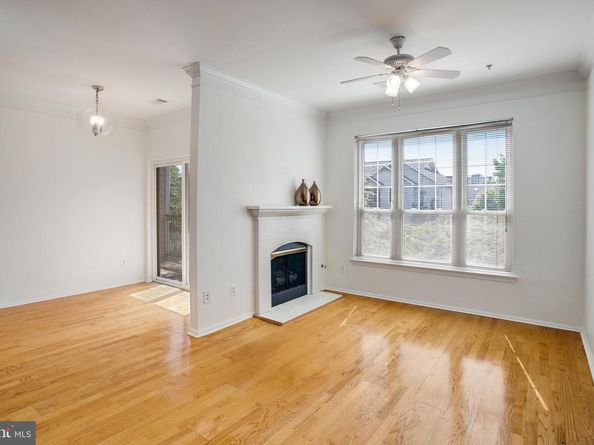 1530 Spring Gate Drive 9308, Mclean VA 22102