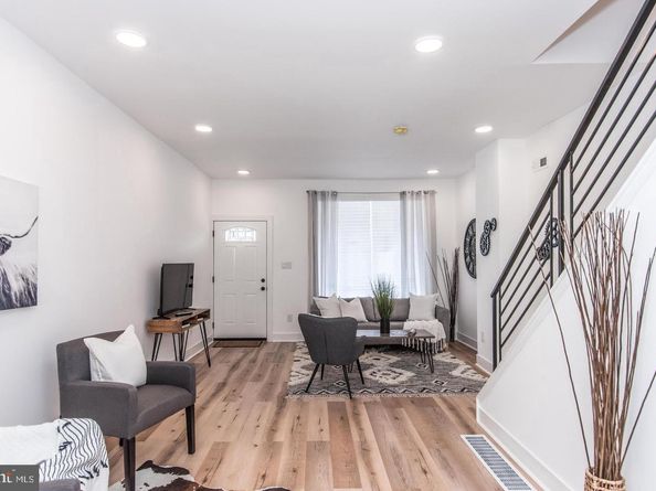5521 Media, Philadelphia PA 19139