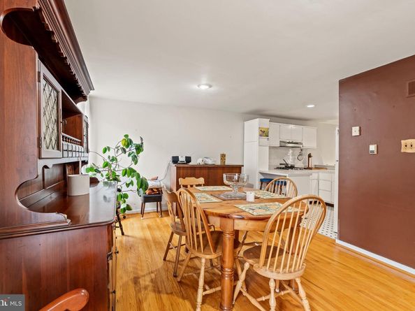 32 University Mews, Philadelphia PA 19104