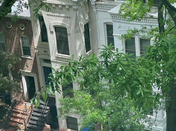 950 25TH Street NW 811N, Washington DC 20037
