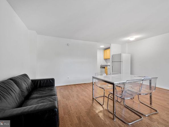 950 25TH Street NW 811N, Washington DC 20037