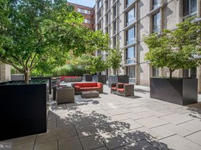 950 25TH Street NW 811N, Washington DC 20037