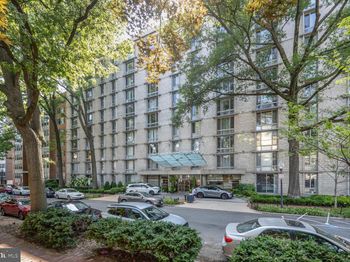 950 25TH Street NW
