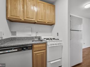 950 25TH Street NW 811N, Washington DC 20037