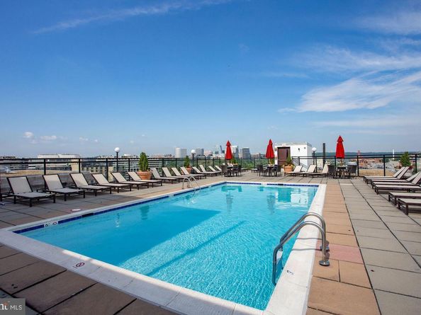 950 25TH Street NW 811N, Washington DC 20037