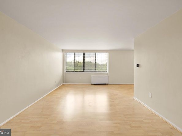 4390 Lorcom Lane 503, Arlington VA 22207