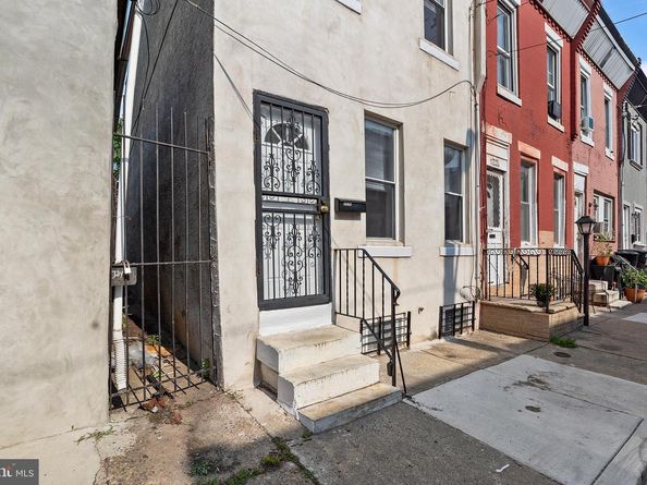 2236 S Fairhill Street, Philadelphia PA 19148