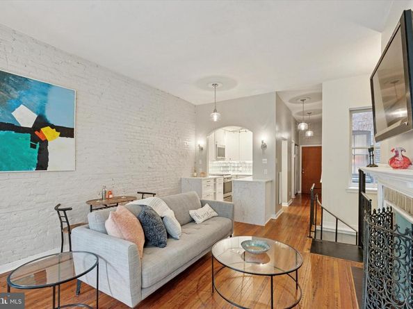1017 Spruce Street C, Philadelphia PA 19107