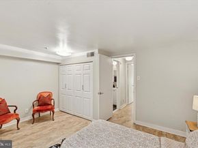 1017 Spruce Street C, Philadelphia PA 19107