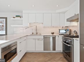2510 Virginia NW 614N, Washington DC 20037