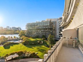2510 Virginia NW 614N, Washington DC 20037