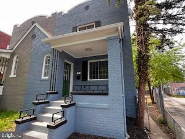 13 53rd Place SE, Washington DC 20019