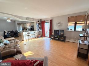 2849 S 12TH Street, Philadelphia PA 19148