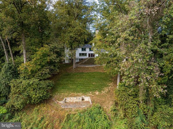 1175 Crest Lane, Mclean VA 22101