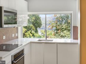 1175 Crest Lane, Mclean VA 22101