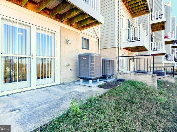 1352 Talbert Court SE 14A, Washington DC 20020