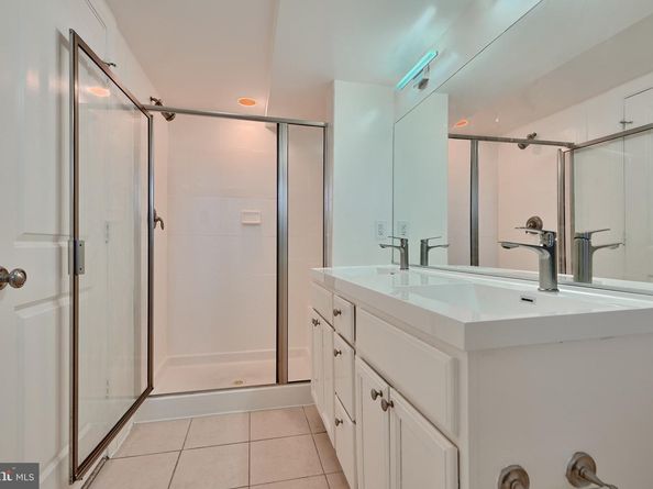 1352 Talbert Court SE 14A, Washington DC 20020
