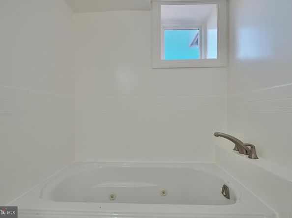 1352 Talbert Court SE 14A, Washington DC 20020