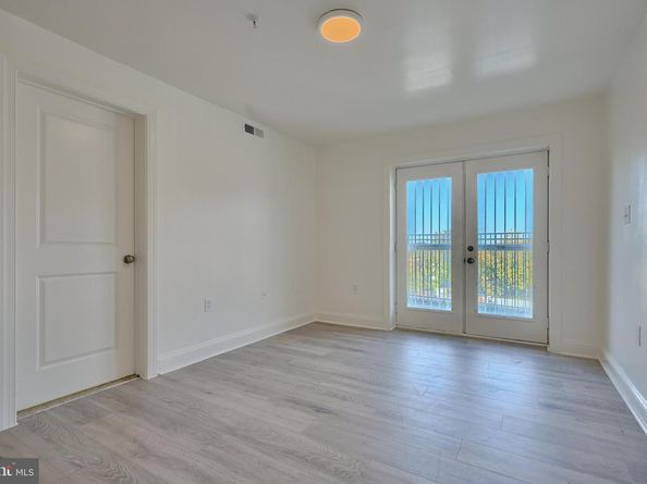 1352 Talbert Court SE 14A, Washington DC 20020