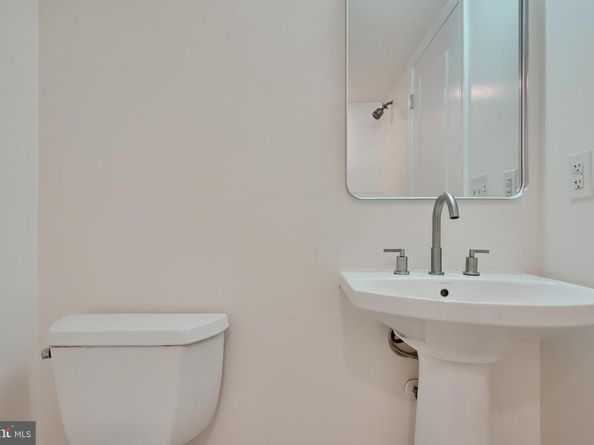 1352 Talbert Court SE 14A, Washington DC 20020