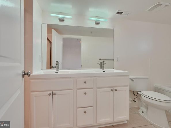 1352 Talbert Court SE 14A, Washington DC 20020