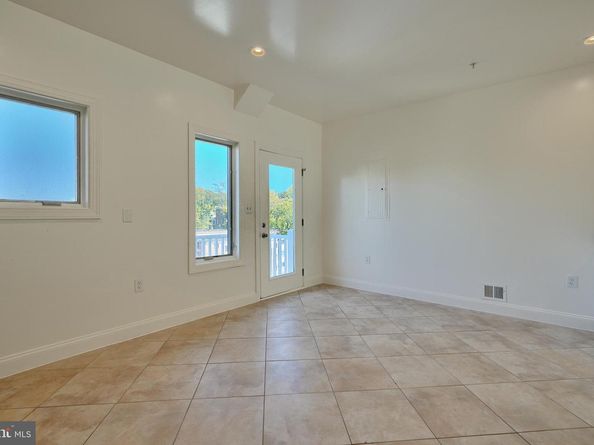 1352 Talbert Court SE 14A, Washington DC 20020