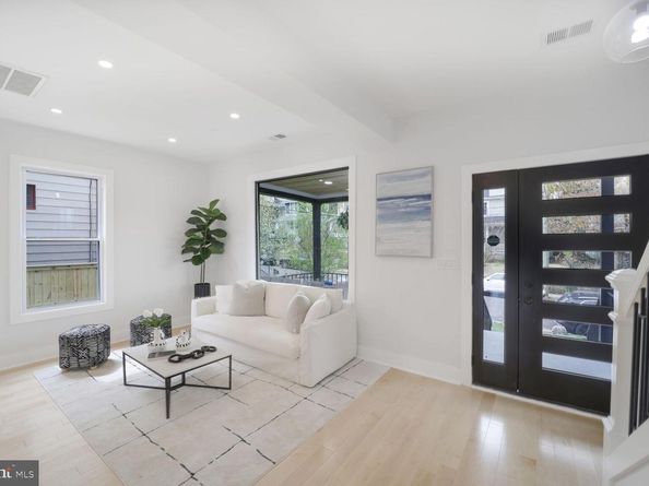 3309 22nd Street NE, Washington DC 20018