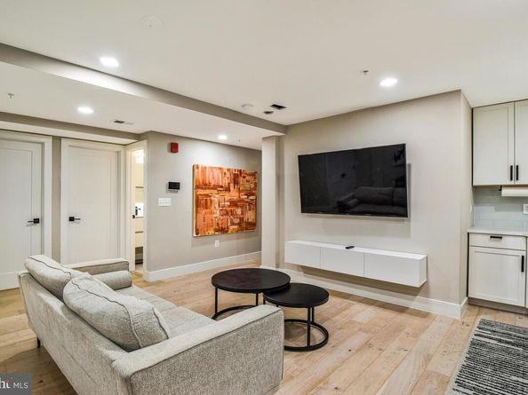 1028 Bladensburg Road NE 05, Washington DC 20002