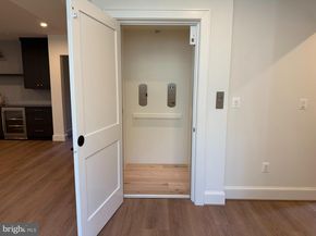 4911 37TH Street N, Arlington VA 22207