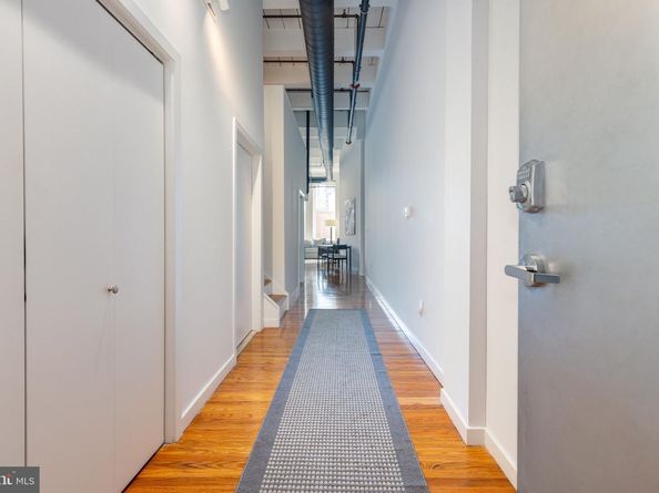 1027 Arch Street 404, Philadelphia PA 19107