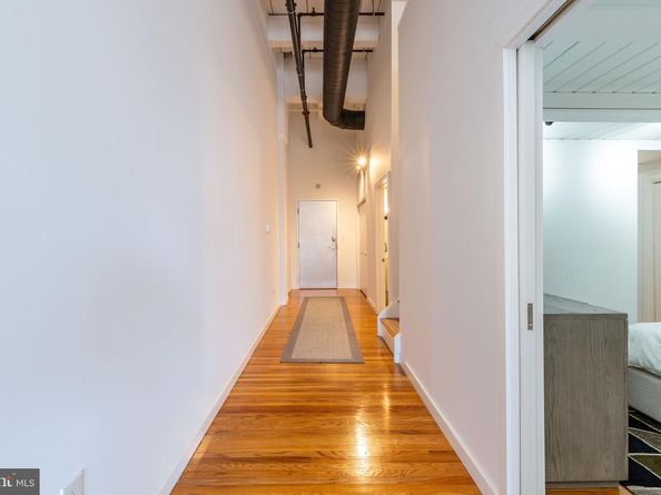 1027 Arch Street 404, Philadelphia PA 19107