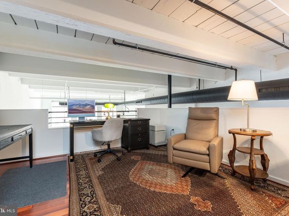 1027 Arch Street 404, Philadelphia PA 19107