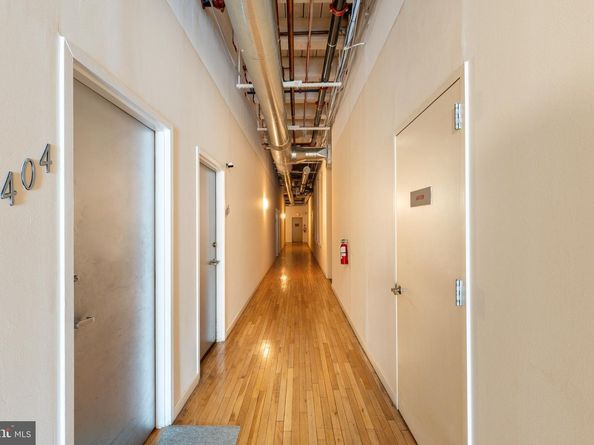 1027 Arch Street 404, Philadelphia PA 19107