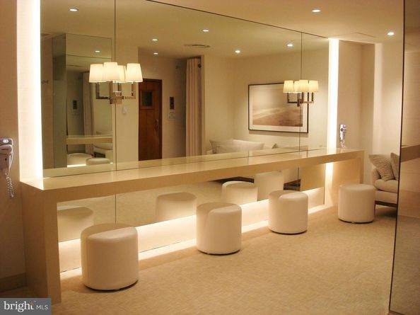 4200 NW Massachusetts Avenue NW 615, Washington DC 20016