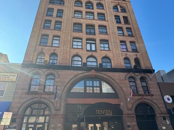 1010 Race Street 8H, Philadelphia PA 19107