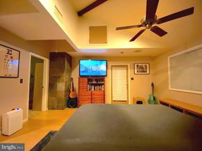 4482 Lower Mountain Road, New Hope PA 18938