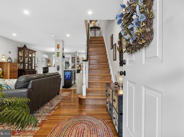 7704 Ardleigh Street, Philadelphia PA 19118