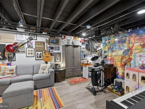 7704 Ardleigh Street, Philadelphia PA 19118