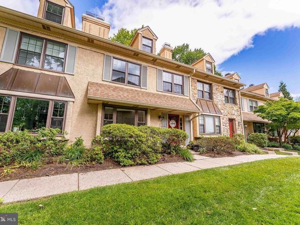 11 Chateau Circle, Chesterbrook PA 19087