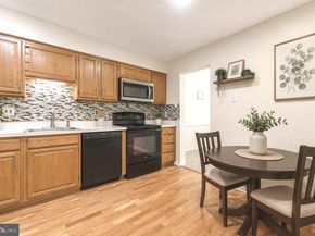 11 Chateau Circle, Chesterbrook PA 19087