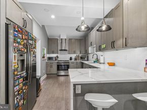 1027 Cross Street, Philadelphia PA 19147