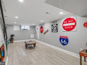 1027 Cross Street, Philadelphia PA 19147