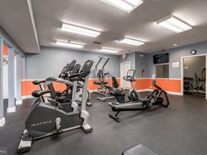3308 Wyndham Circle 124, Alexandria VA 22302